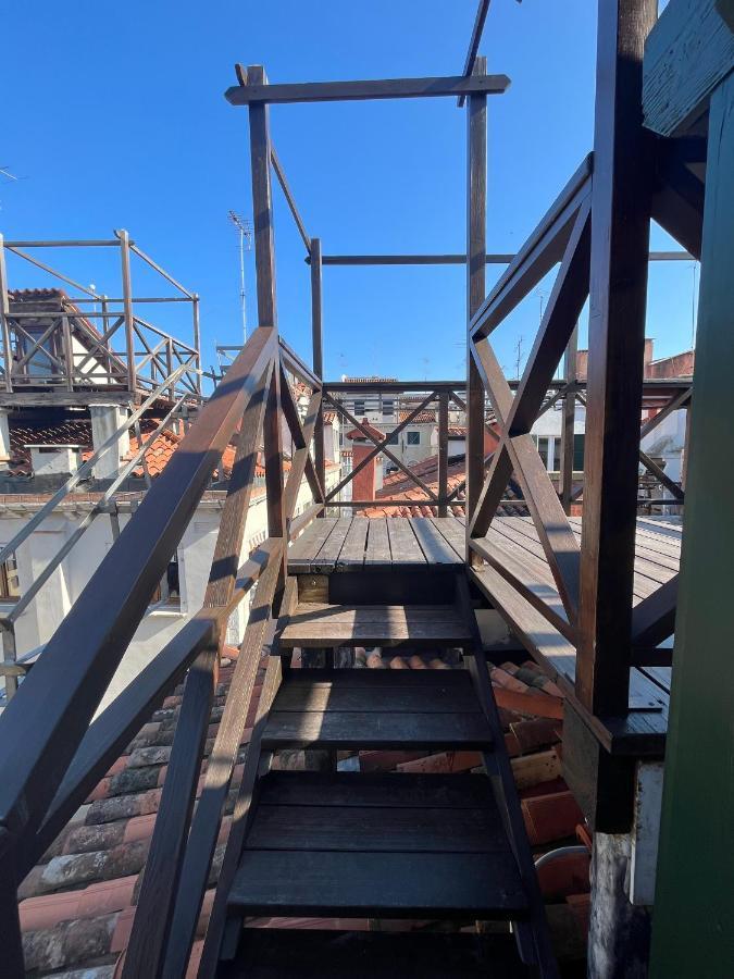 Tra San Marco E Rialto Apartamento *